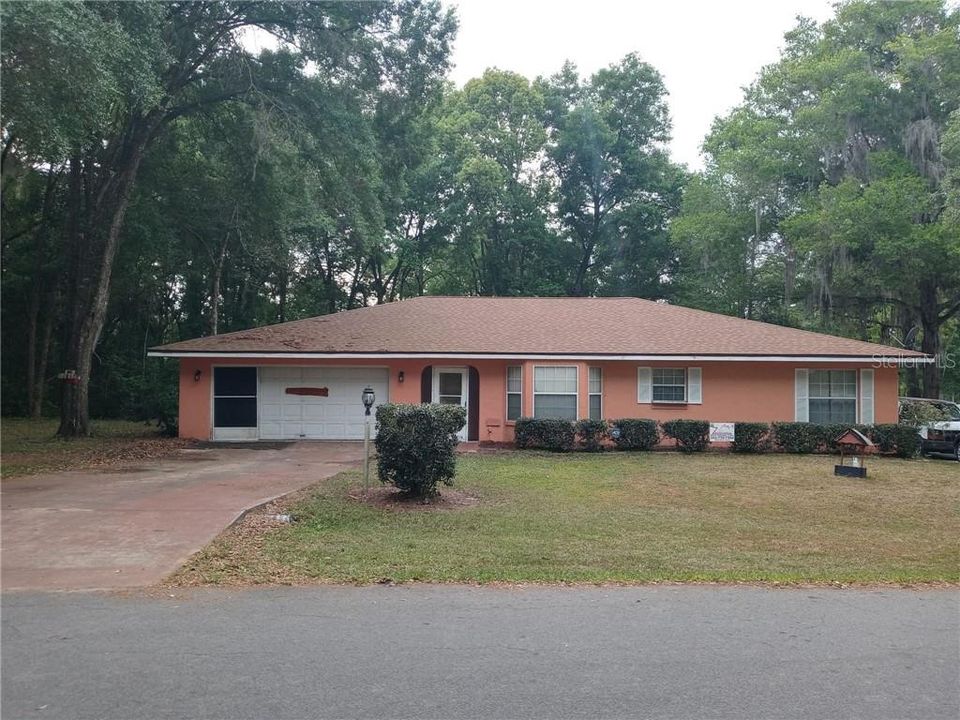 Recently Sold: $178,500 (3 beds, 2 baths, 1569 Square Feet)