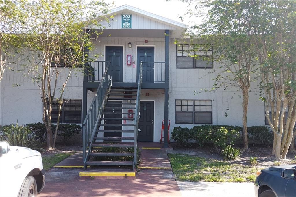 Recently Sold: $89,950 (2 beds, 1 baths, 899 Square Feet)