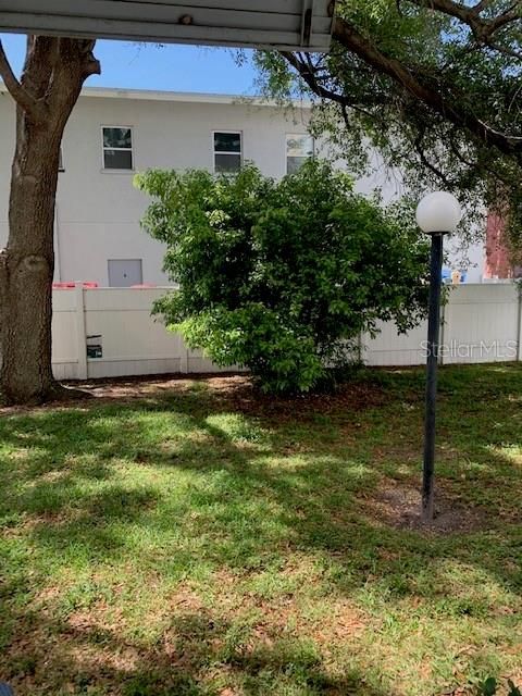 Recently Sold: $99,900 (2 beds, 1 baths, 1055 Square Feet)