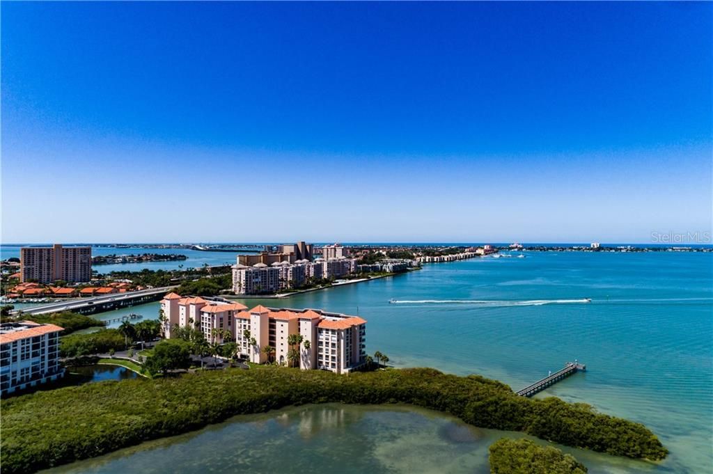 Recently Sold: $1,299,000 (3 beds, 3 baths, 2500 Square Feet)