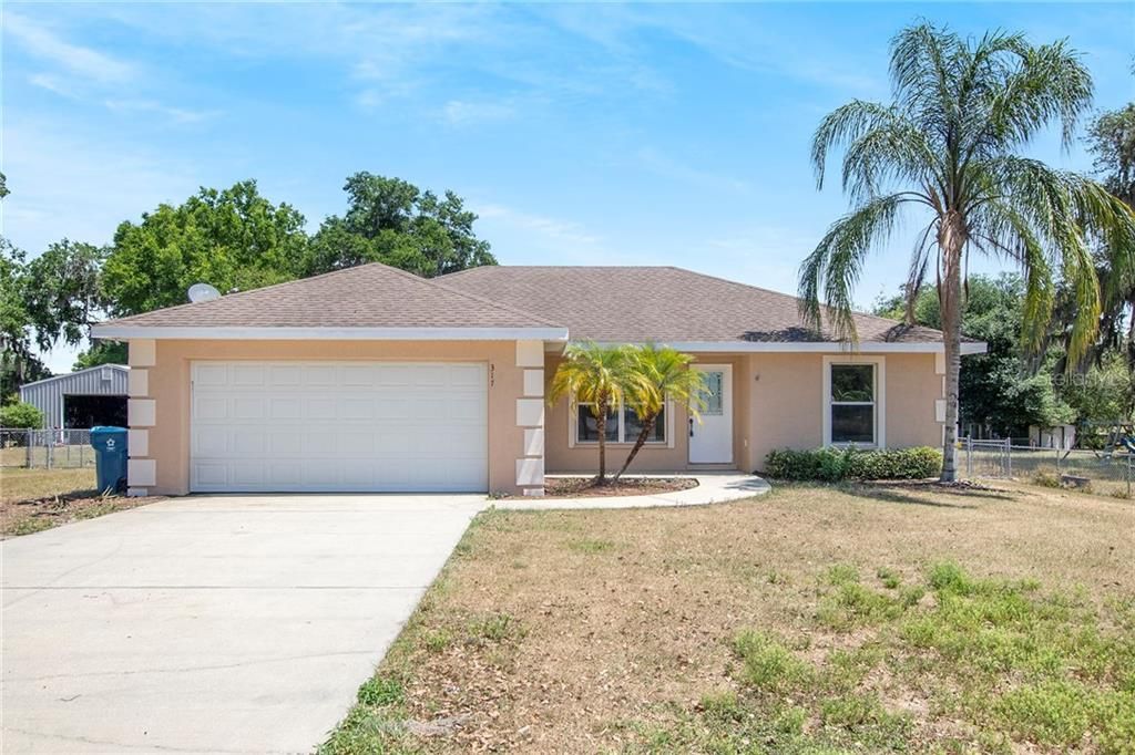 Recently Sold: $210,000 (3 beds, 2 baths, 1300 Square Feet)