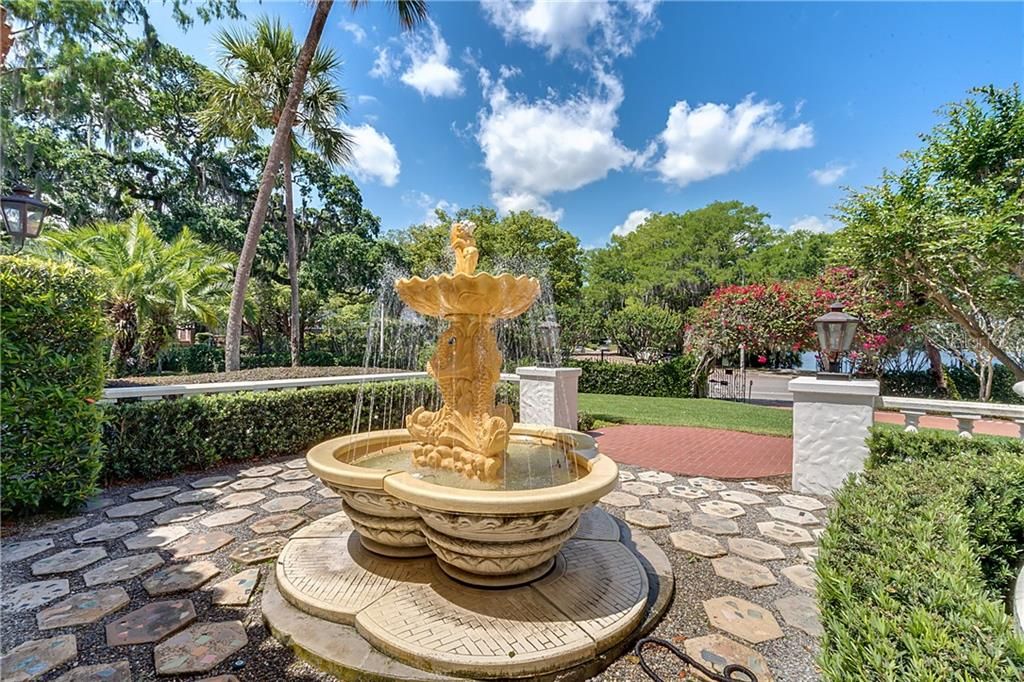 Recently Sold: $3,850,000 (7 beds, 5 baths, 9114 Square Feet)