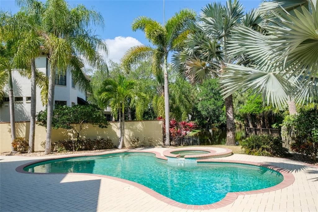 Recently Sold: $1,299,000 (4 beds, 3 baths, 3359 Square Feet)