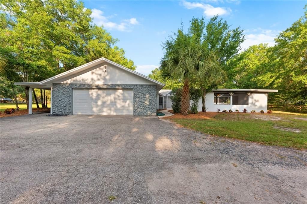 Recently Sold: $399,900 (4 beds, 2 baths, 1705 Square Feet)