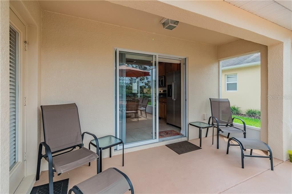 Recently Sold: $210,000 (3 beds, 2 baths, 1354 Square Feet)