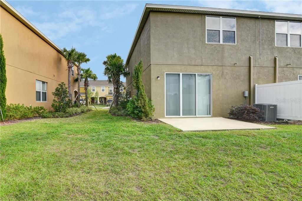 Recently Rented: $1,625 (3 beds, 2 baths, 1576 Square Feet)