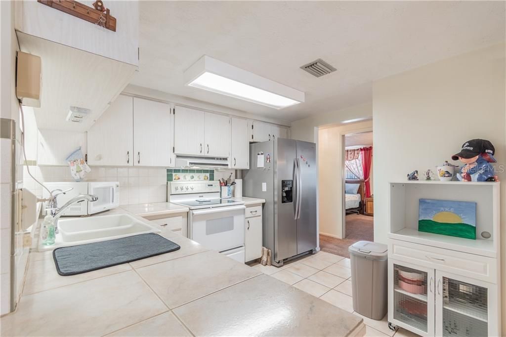 Recently Sold: $170,000 (2 beds, 2 baths, 1368 Square Feet)