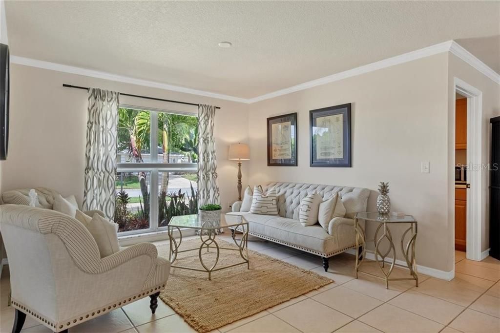 Recently Sold: $510,000 (3 beds, 3 baths, 2553 Square Feet)