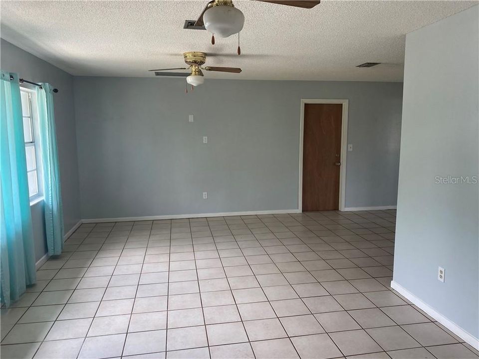 Recently Sold: $147,000 (2 beds, 2 baths, 1048 Square Feet)