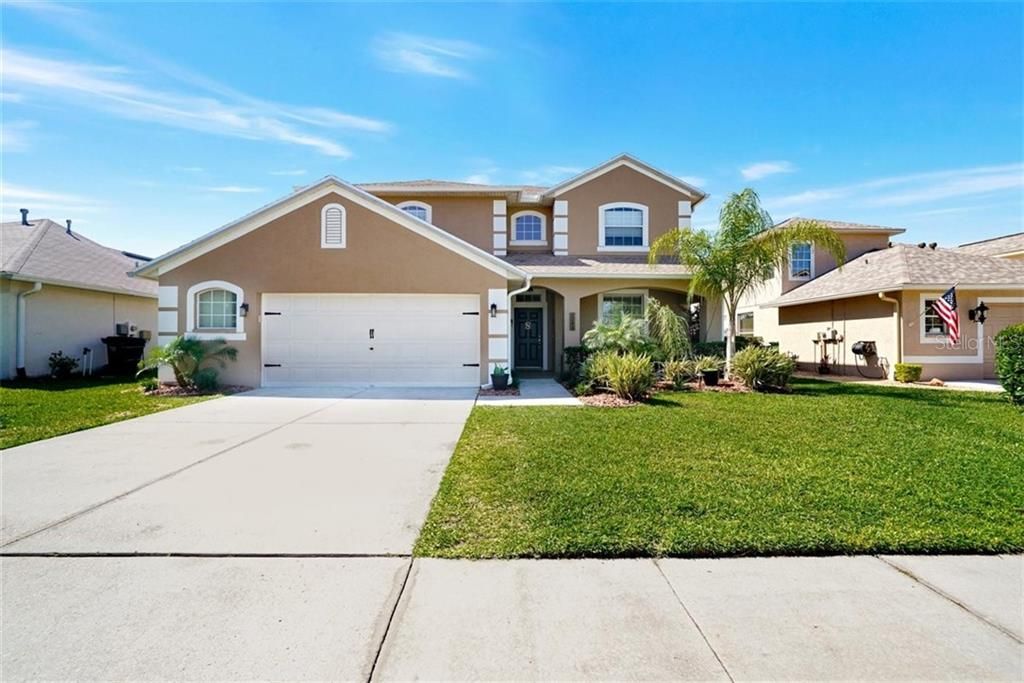 Recently Sold: $419,000 (4 beds, 2 baths, 2369 Square Feet)