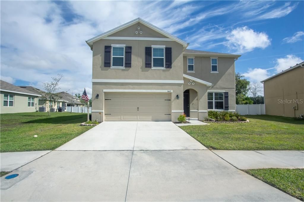 Recently Sold: $300,000 (4 beds, 2 baths, 2432 Square Feet)