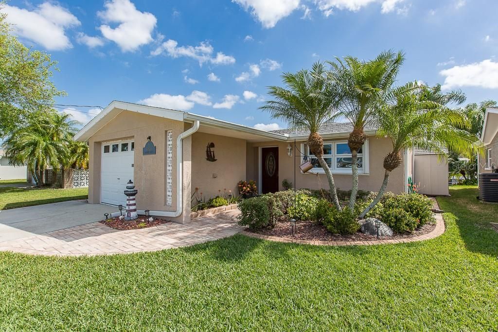 Recently Sold: $525,000 (3 beds, 2 baths, 1752 Square Feet)