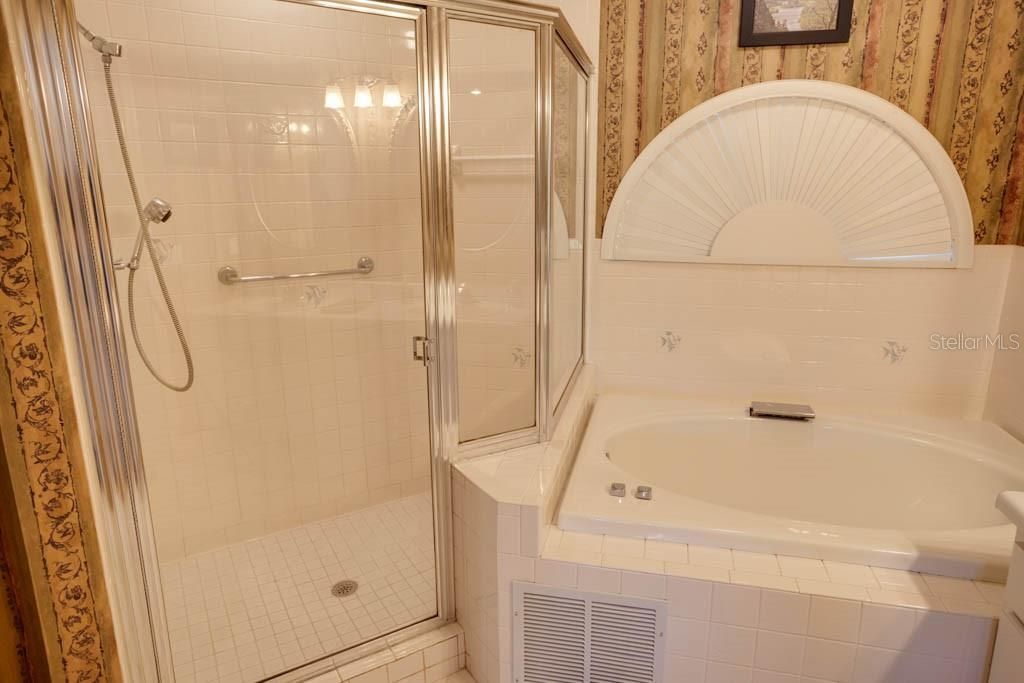 最近售出: $175,000 (2 贝兹, 2 浴室, 1224 平方英尺)