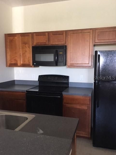 Recently Sold: $130,000 (2 beds, 2 baths, 1056 Square Feet)