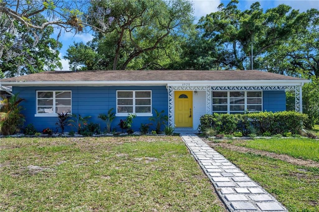 Recently Sold: $415,000 (3 beds, 2 baths, 1515 Square Feet)