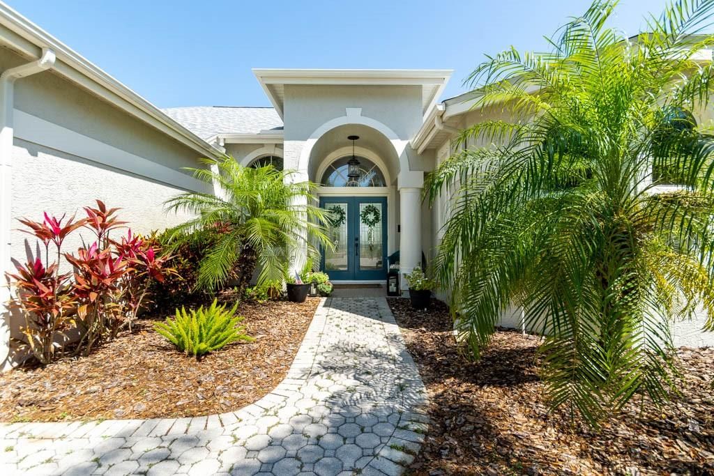 Recently Sold: $499,900 (4 beds, 3 baths, 2441 Square Feet)