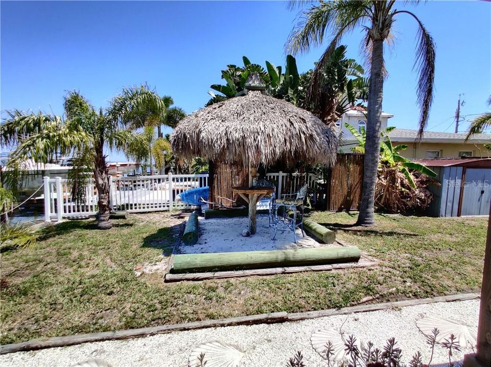 Recently Sold: $689,700 (2 beds, 2 baths, 1184 Square Feet)
