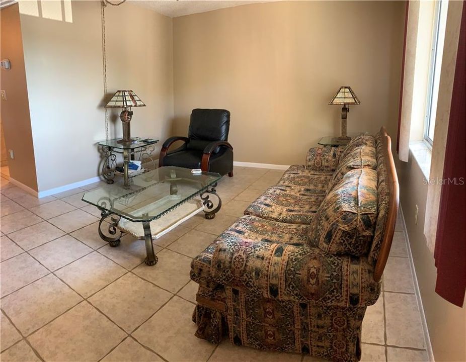 Recently Sold: $110,000 (2 beds, 2 baths, 928 Square Feet)