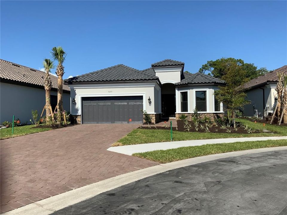 Recently Sold: $631,166 (3 beds, 3 baths, 2275 Square Feet)