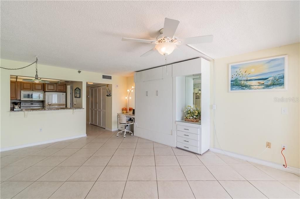 Recently Sold: $449,900 (0 beds, 1 baths, 520 Square Feet)