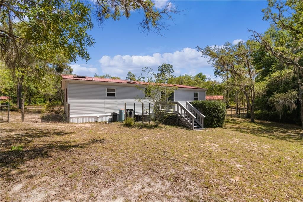 Recently Sold: $140,000 (3 beds, 2 baths, 1152 Square Feet)