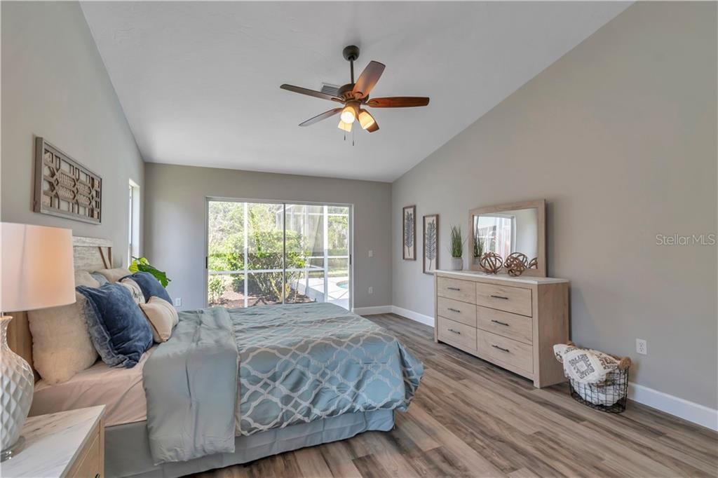 Recently Sold: $500,000 (3 beds, 2 baths, 1671 Square Feet)