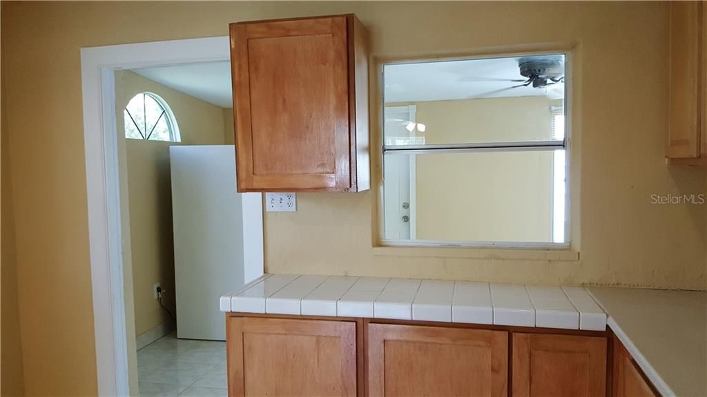 Recently Rented: $1,395 (3 beds, 1 baths, 1224 Square Feet)
