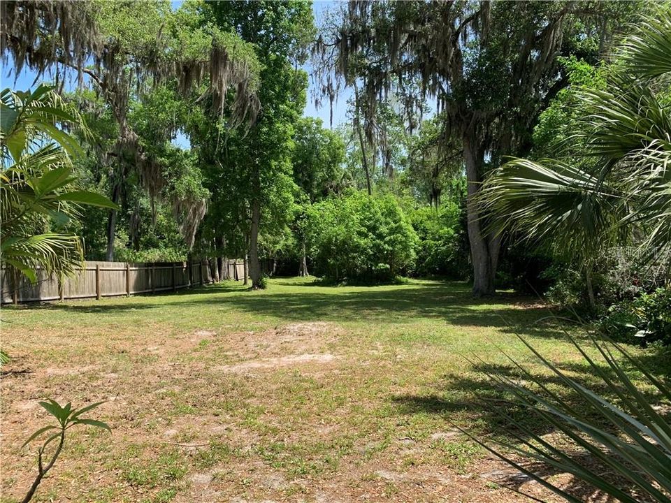 70x275 private fenced lot