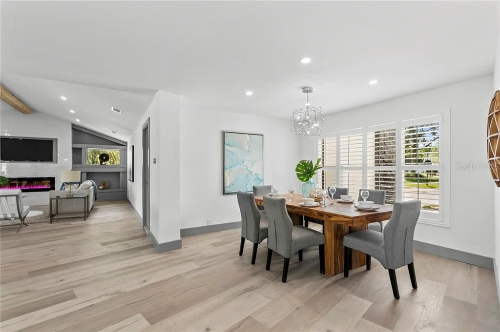 Recently Sold: $1,200,000 (4 beds, 2 baths, 3173 Square Feet)