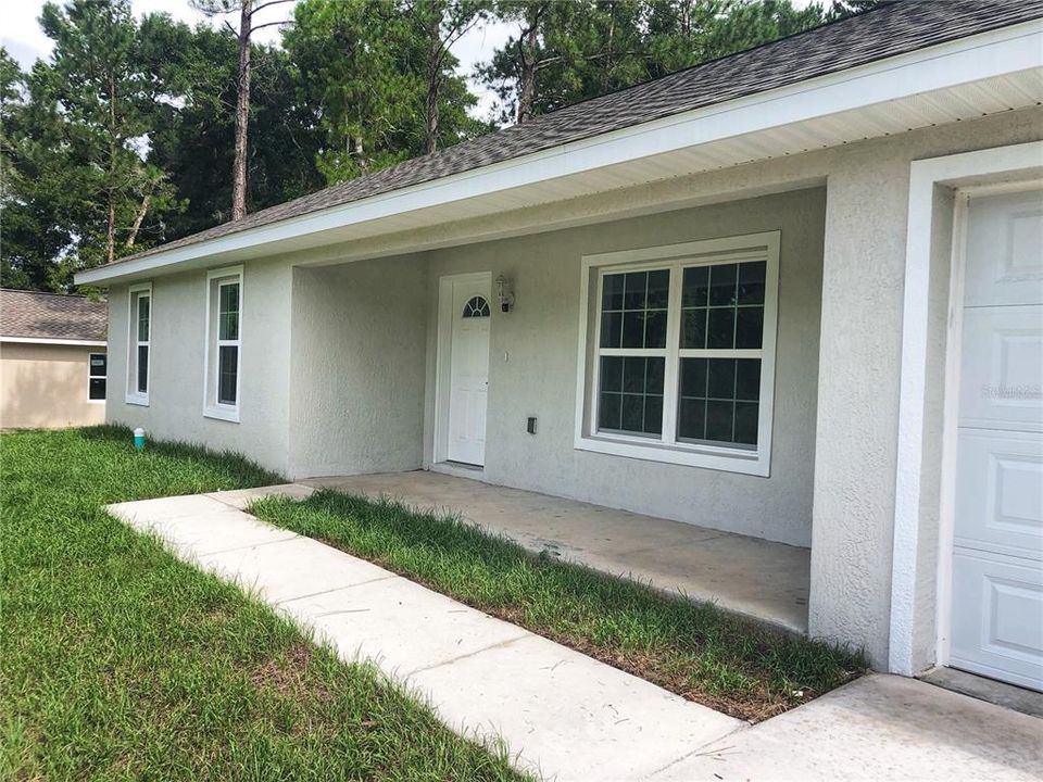 Recently Sold: $190,000 (3 beds, 2 baths, 1244 Square Feet)