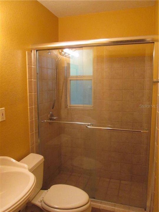 最近租的: $2,495 (4 贝兹, 2 浴室, 1556 平方英尺)