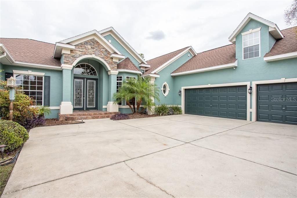 Recently Sold: $420,000 (5 beds, 4 baths, 3197 Square Feet)