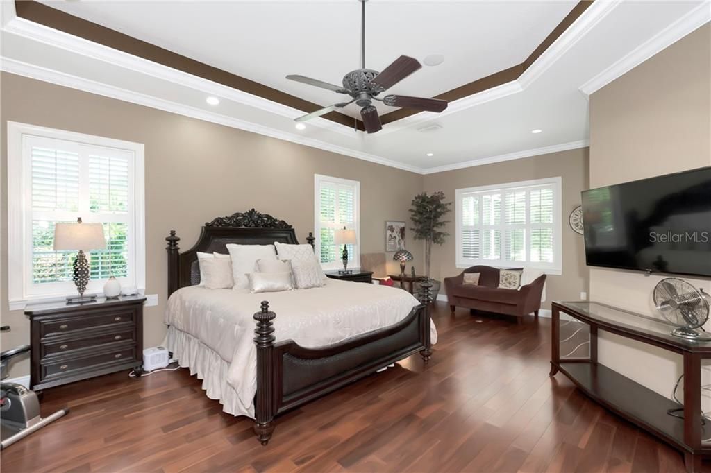 Recently Sold: $750,000 (3 beds, 2 baths, 3150 Square Feet)