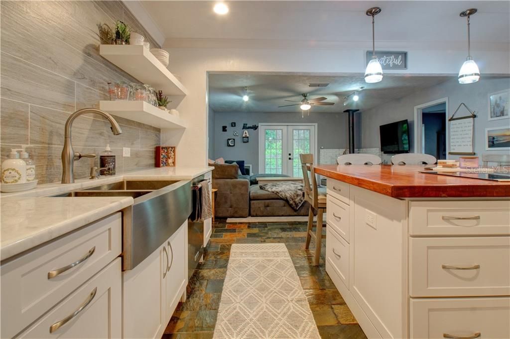 Kitchen fully remodeled in 2017.