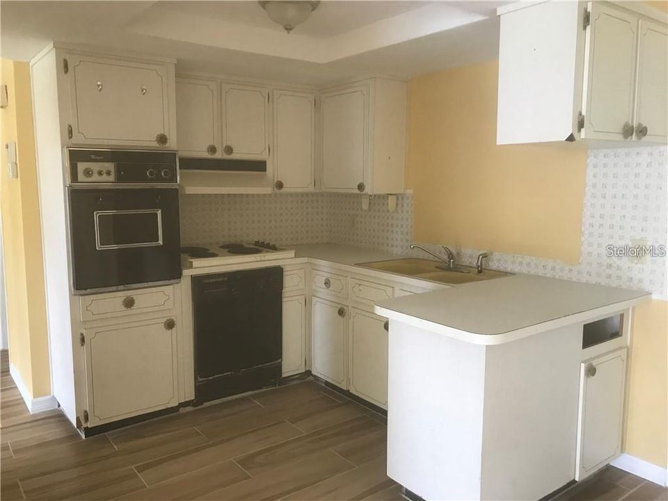 Recently Rented: $1,395 (3 beds, 2 baths, 1108 Square Feet)