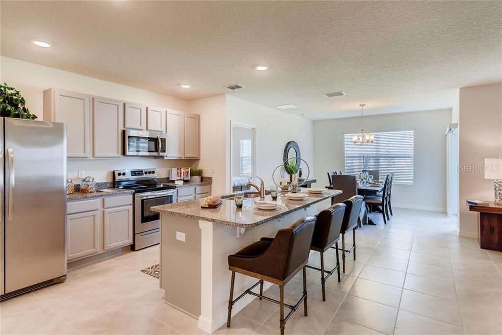 Recently Sold: $286,490 (3 beds, 2 baths, 1672 Square Feet)