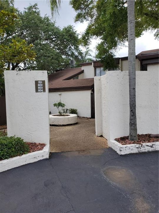 Recently Sold: $189,999 (3 beds, 2 baths, 1456 Square Feet)