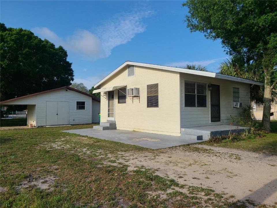 Recently Sold: $78,000 (2 beds, 1 baths, 576 Square Feet)