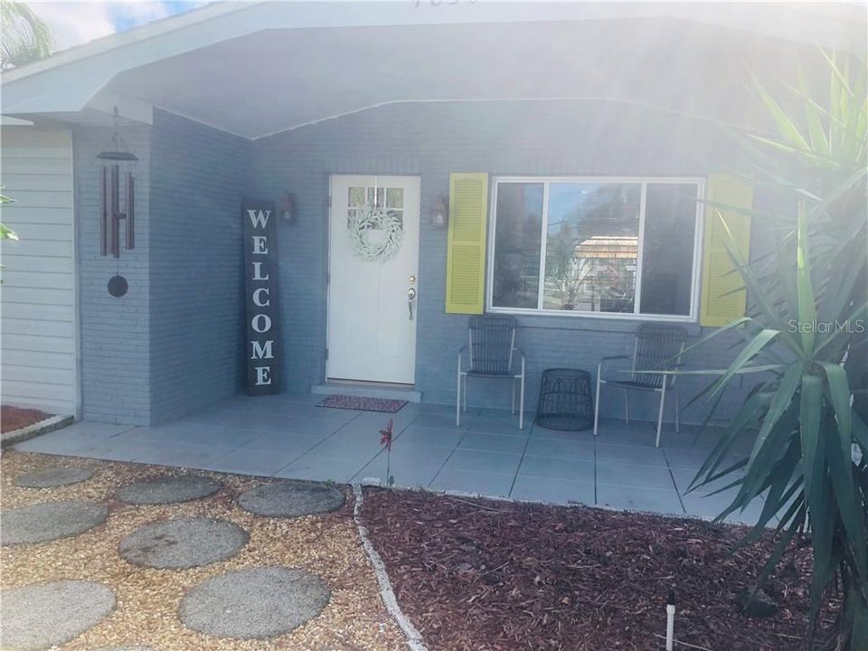 Recently Sold: $479,000 (3 beds, 3 baths, 1834 Square Feet)