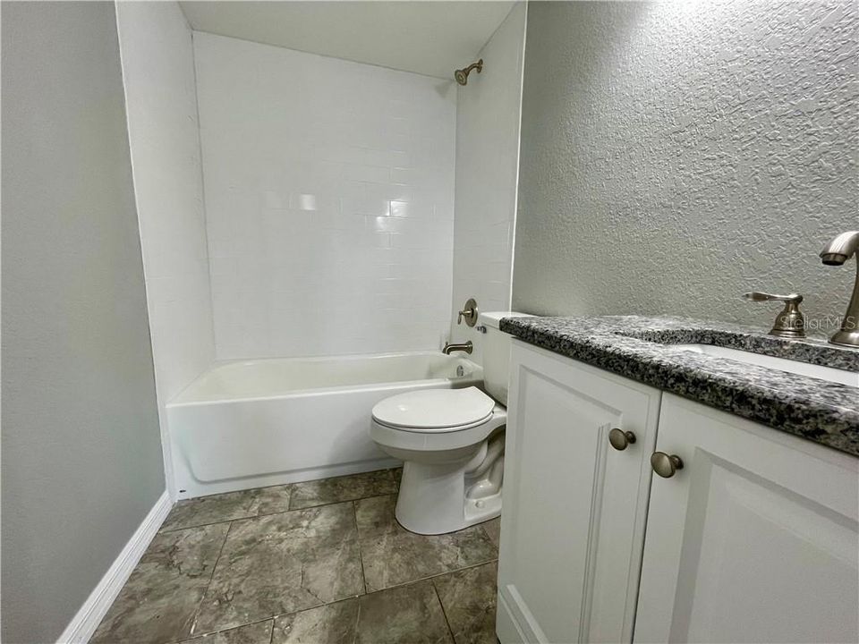 最近售出: $264,900 (3 贝兹, 2 浴室, 1468 平方英尺)