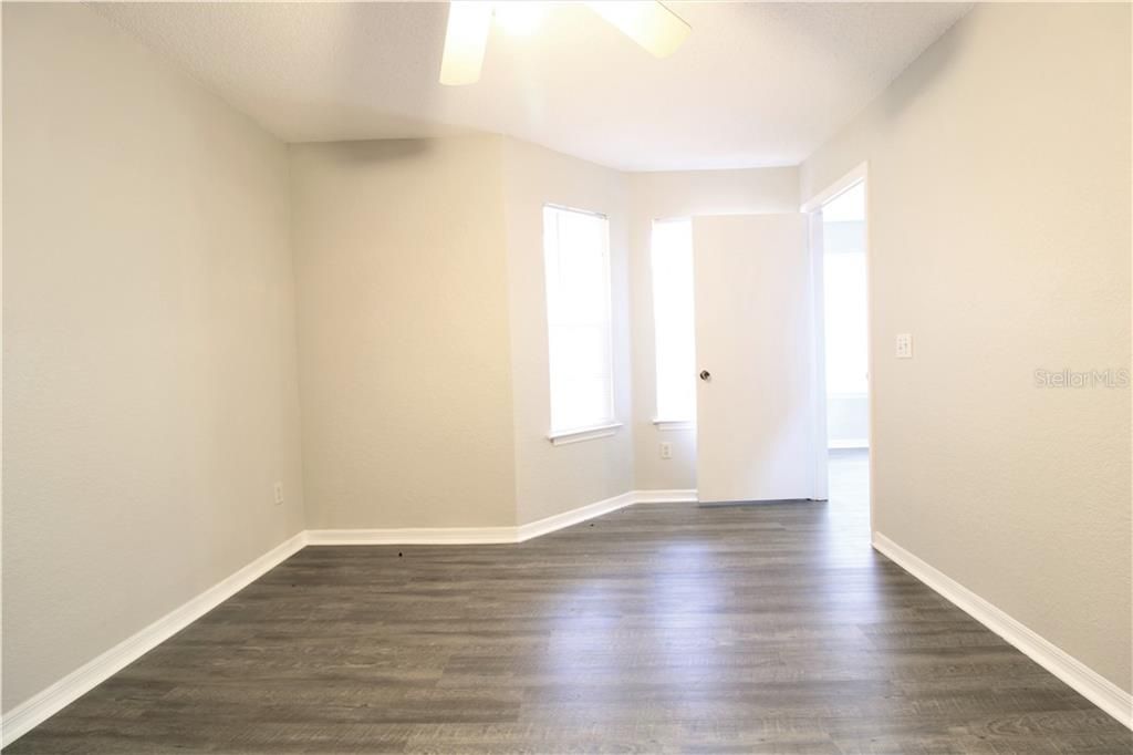Recently Rented: $1,190 (2 beds, 2 baths, 829 Square Feet)