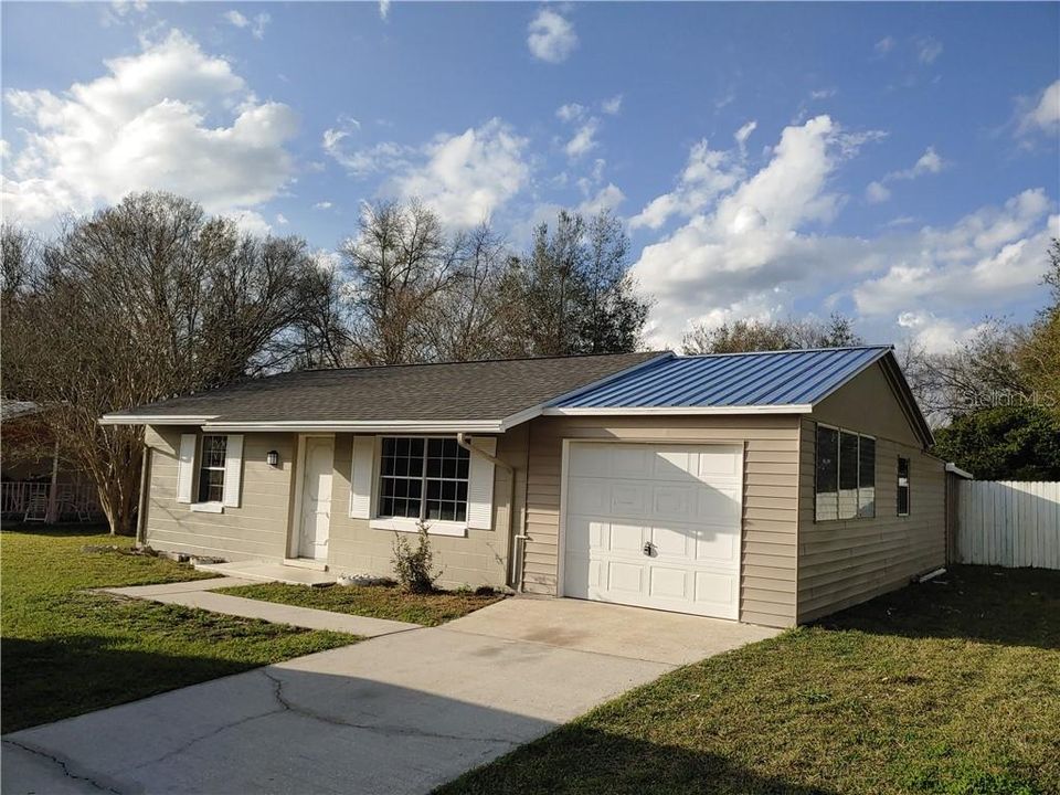 Recently Sold: $139,999 (3 beds, 1 baths, 900 Square Feet)