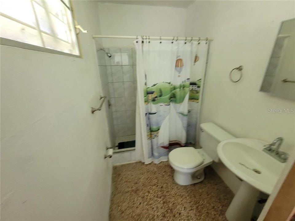 Vendido Recientemente: $135,000 (3 camas, 2 baños, 1650 Pies cuadrados)