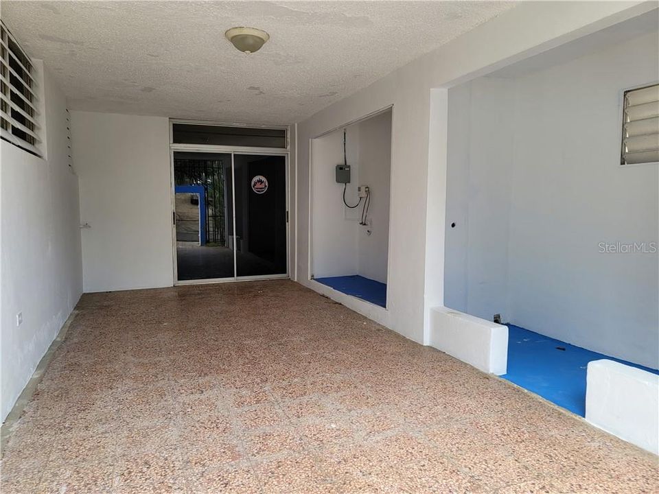 Vendido Recientemente: $135,000 (3 camas, 2 baños, 1650 Pies cuadrados)