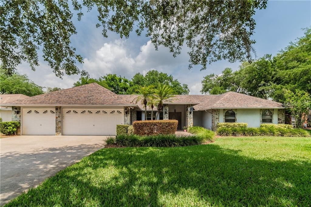 Recently Sold: $425,000 (4 beds, 2 baths, 2569 Square Feet)