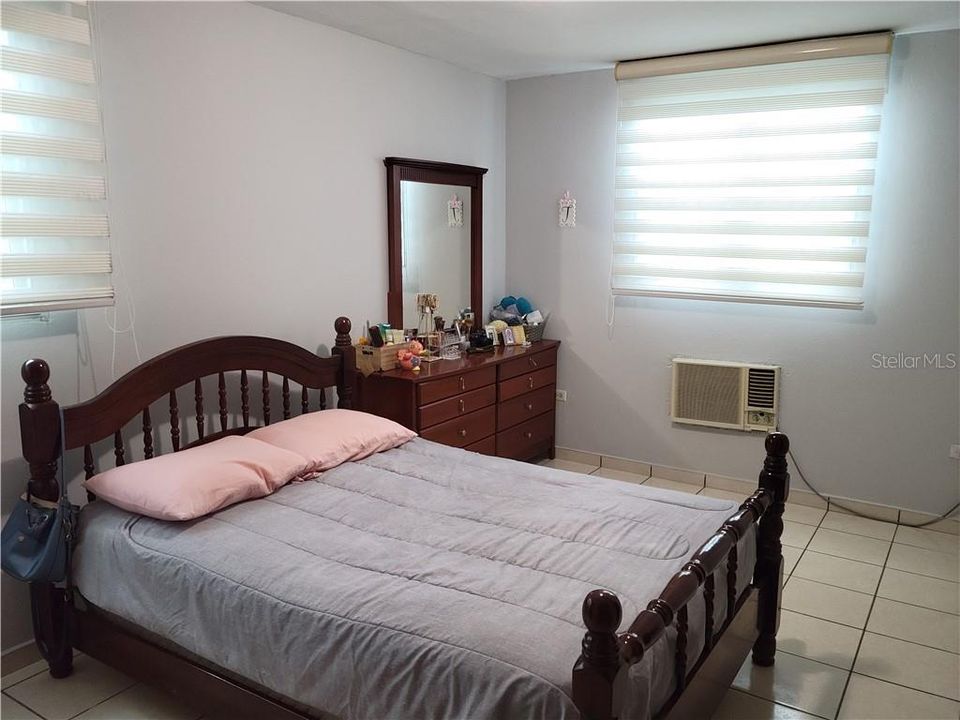 Vendido Recientemente: $124,900 (3 camas, 2 baños, 1031 Pies cuadrados)