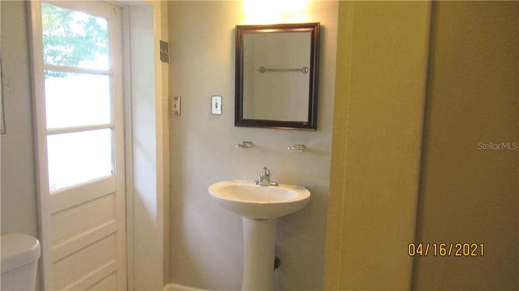 最近租的: $1,595 (2 贝兹, 2 浴室, 1020 平方英尺)