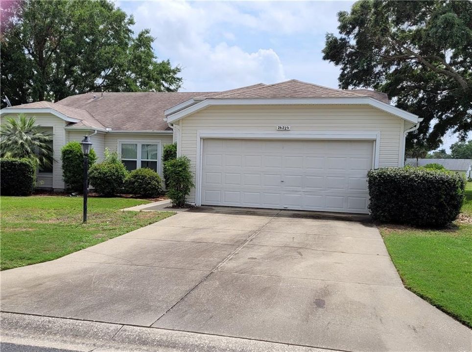 Recently Sold: $214,900 (3 beds, 2 baths, 1751 Square Feet)