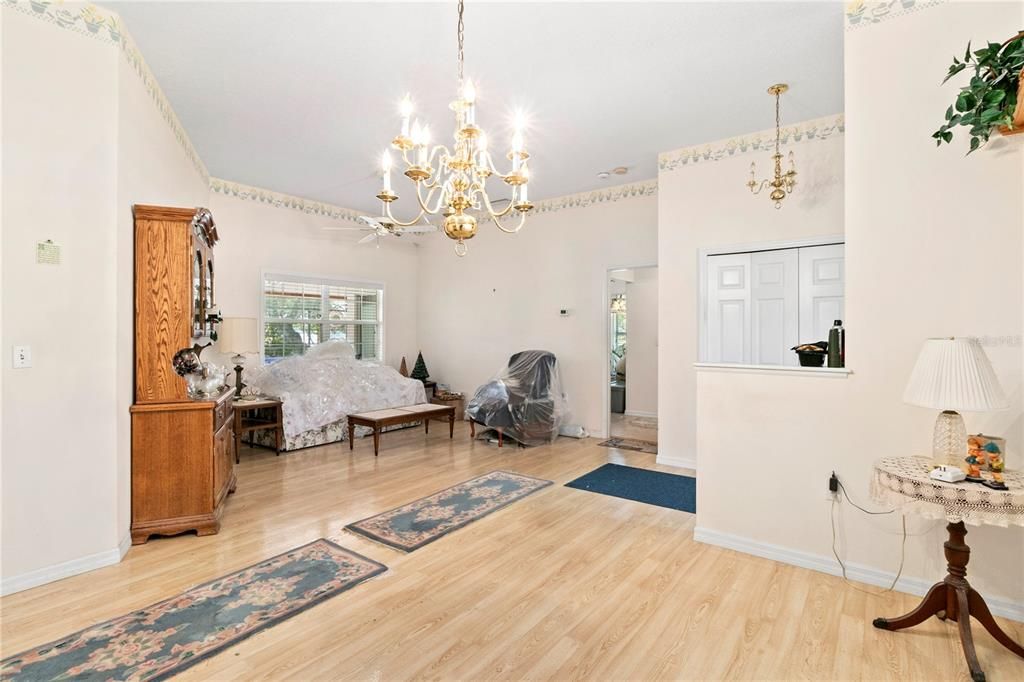 dining room looking to sitting room