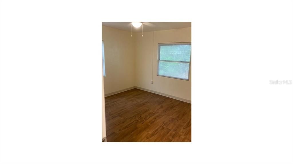 Recently Sold: $210,000 (2 beds, 1 baths, 965 Square Feet)